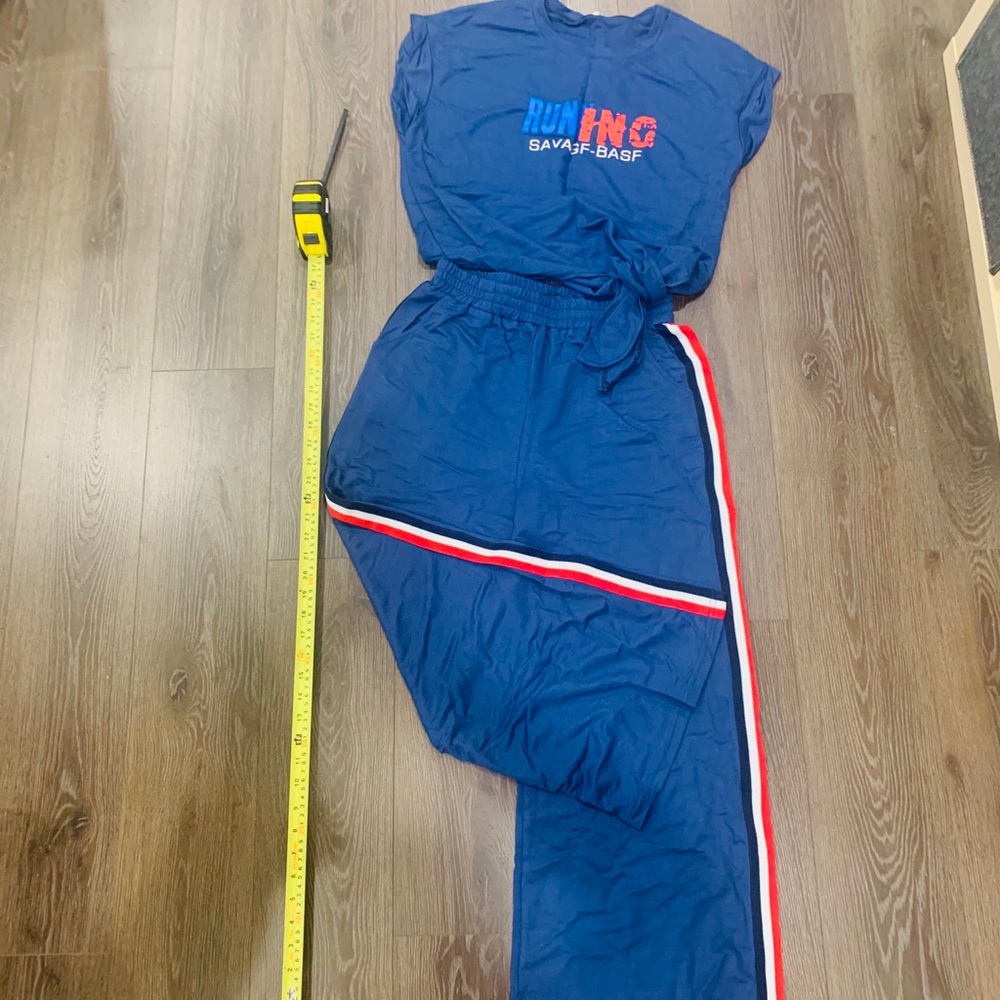 Sports gym pajamas suit.New with tag. Ankle length